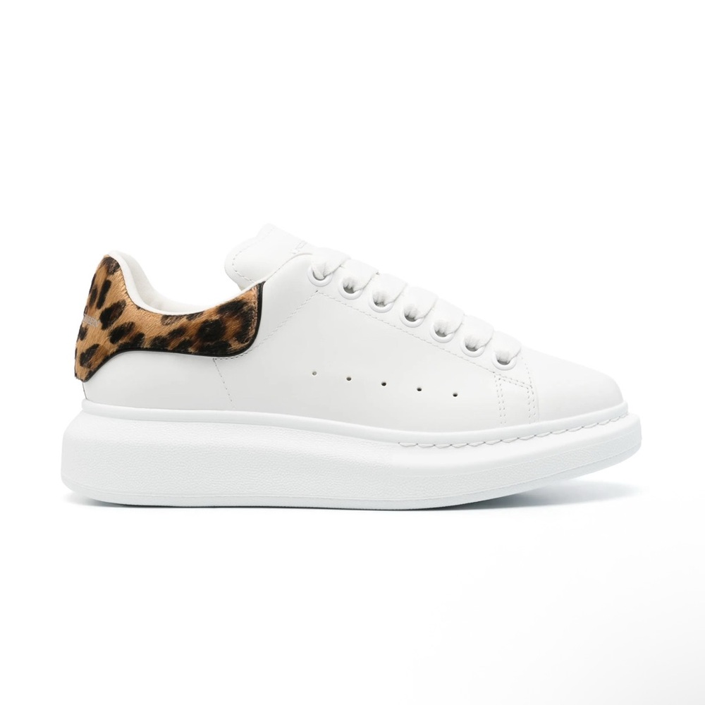 Alexander McQueen Oversized leather sneakers leopard - Picture 4 of 4